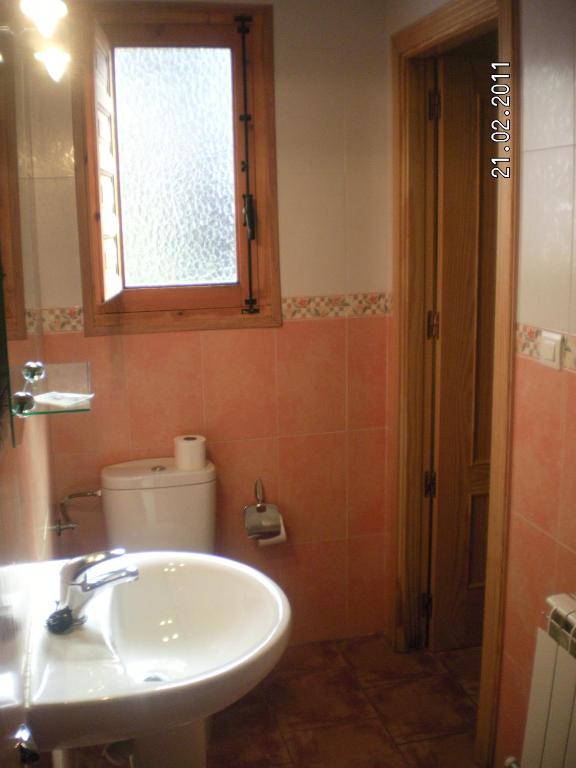 Un baño de Camping Ruta del Purche