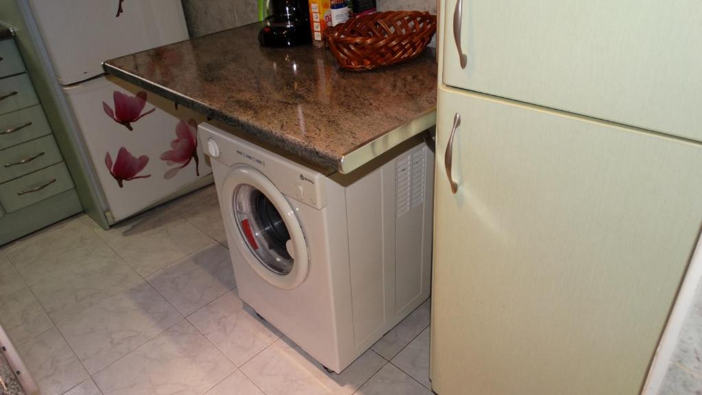 Kuchyňa alebo kuchynka v ubytovaní Piso 3 dormitorios centro de Torremolinos 11349
