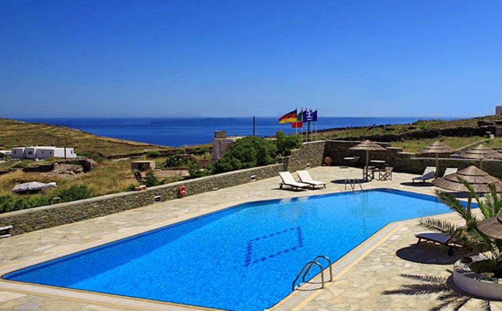 Bazén v ubytování Lighthouse Hotel nebo v jeho okolí