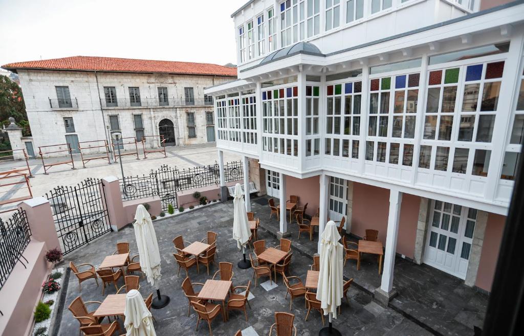 Hotel Rey Siloにあるレストランまたは飲食店