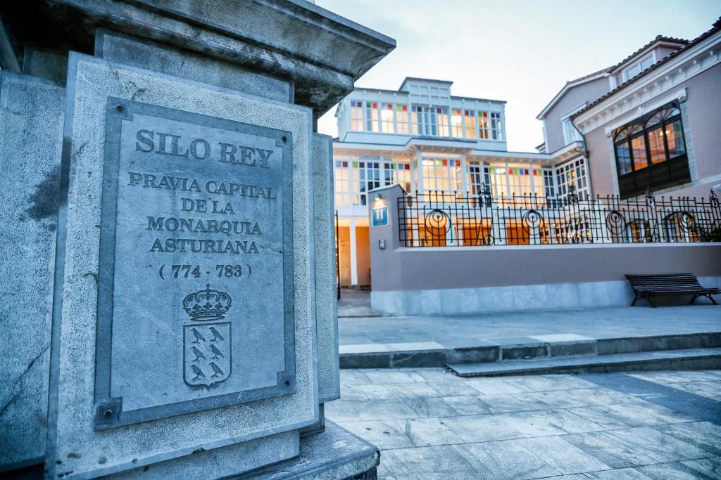 プラビアにあるHotel Rey Siloのギャラリーの写真