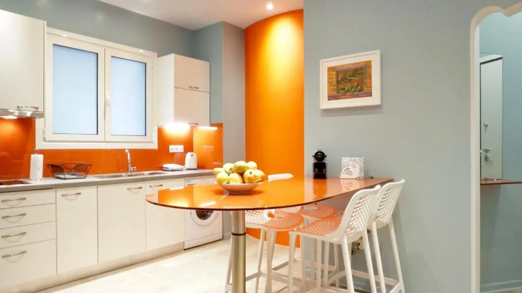 Modern Central Fully Equipped Apt, Athens, Greece