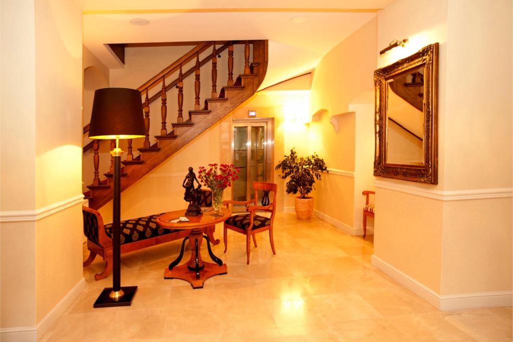 Hotel Kolegiacki - Resim 17