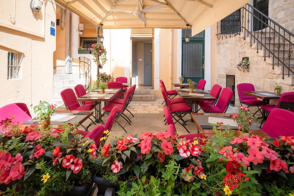 Piazza Heritage Hotel - Resim 6