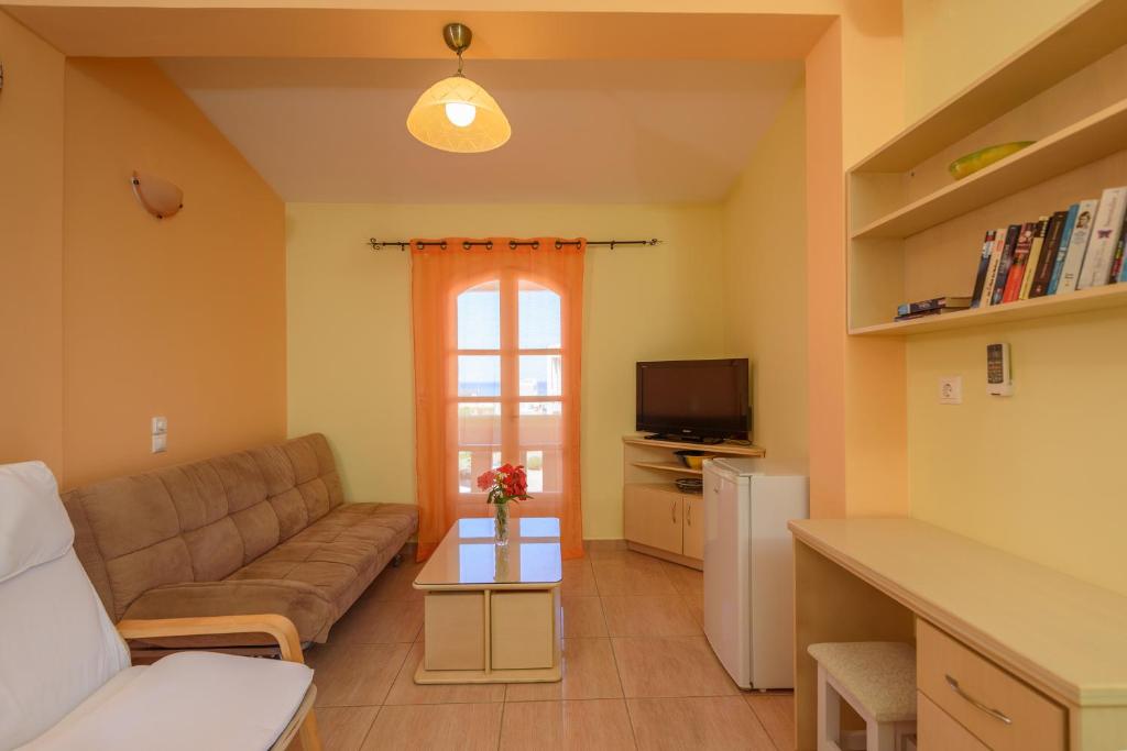 TV a/nebo společenská místnost v ubytování Hotel Kiklamino