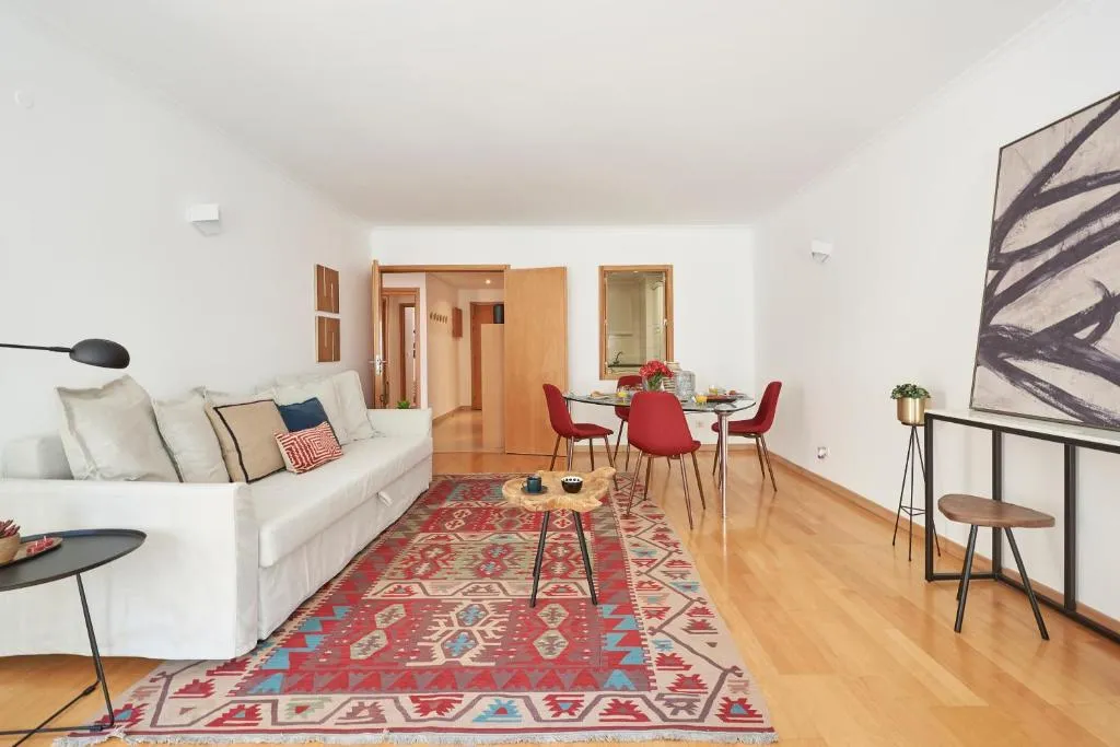Modern Apartment in Avenida da Liberdade, Amadora, Portugal