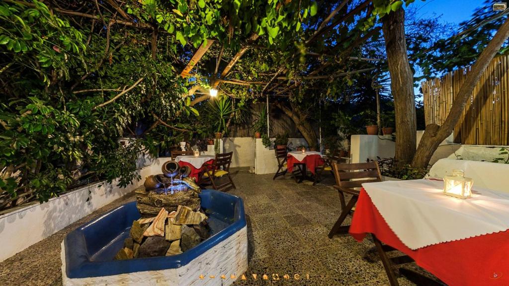 Zahrada ubytování Hotel Dionysis Studios