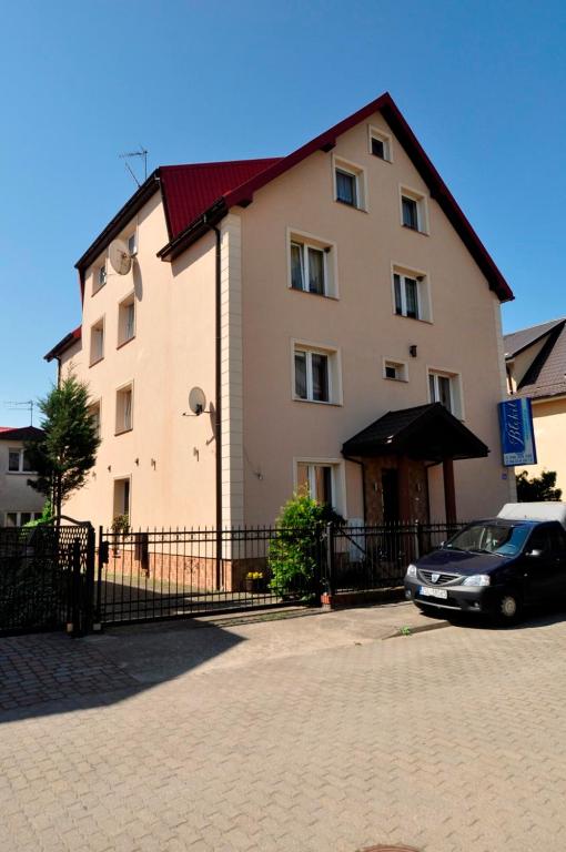 Clădirea în care este situat/ăcamera de închiriat