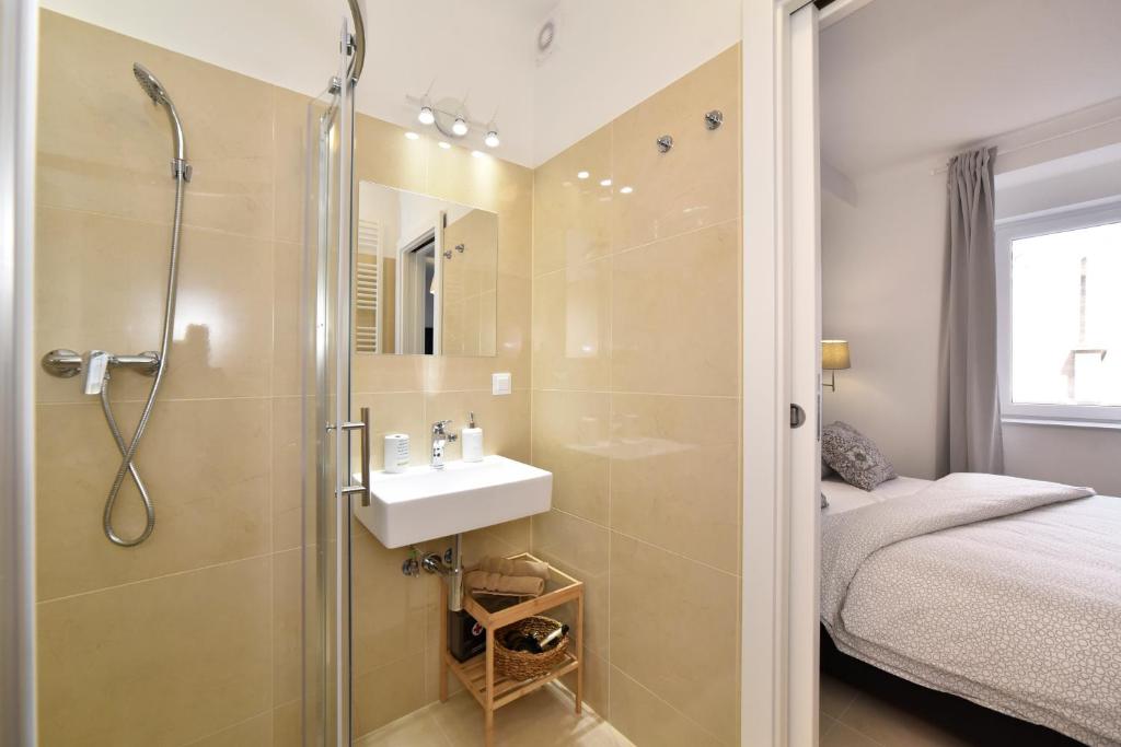 B&B Downtown Zagreb - Quarto Duplo Com Casa De Banho Privada