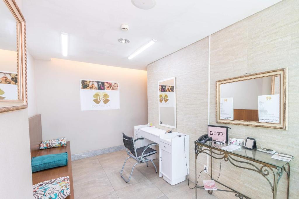  NOB2105 Excelente Flat em Boa Viagem com 2 quartos