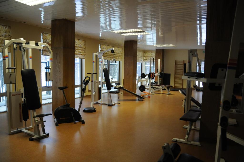 Posilňovňa alebo fitness centrum v ubytovaní Ośrodek Wypoczynkowy Wielki Błękit