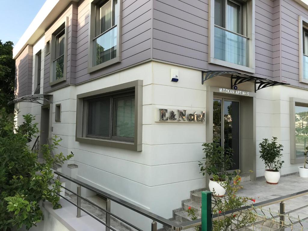The building in which Az apartmant is located