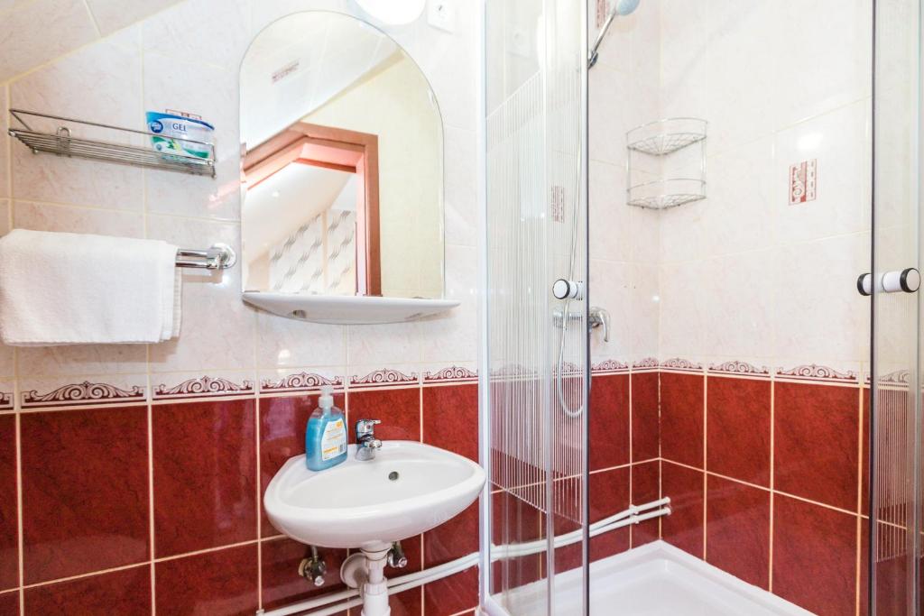 Kúpeľňa v ubytovaní Almafa Apartmanház