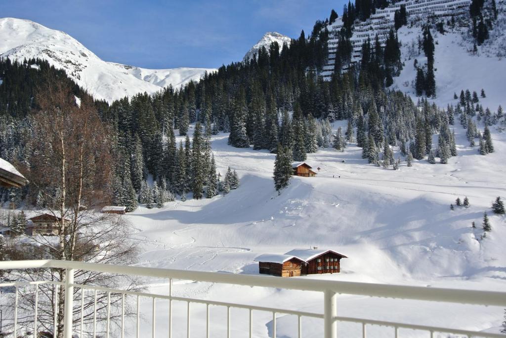 Chalet Schneekristall að vetri til