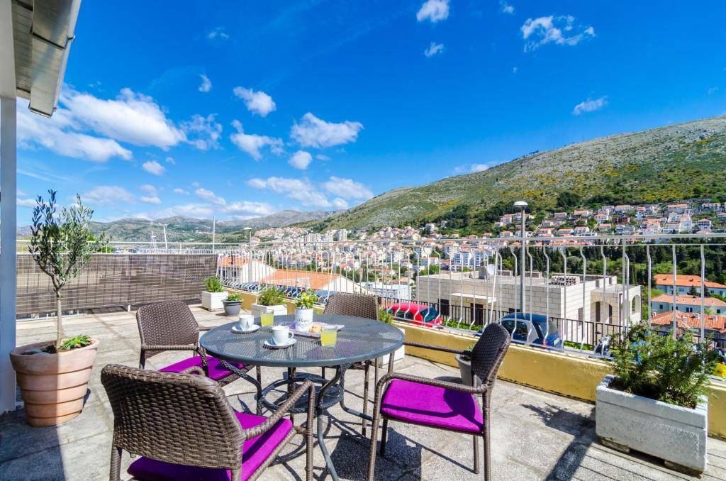 Výhľad na hory alebo výhľad na hory priamo z apartmánu