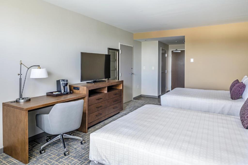 Hotel Madison & Shenandoah Conference Ctr. - Deluxe Queenskamer Met Twee Queensize Bedden