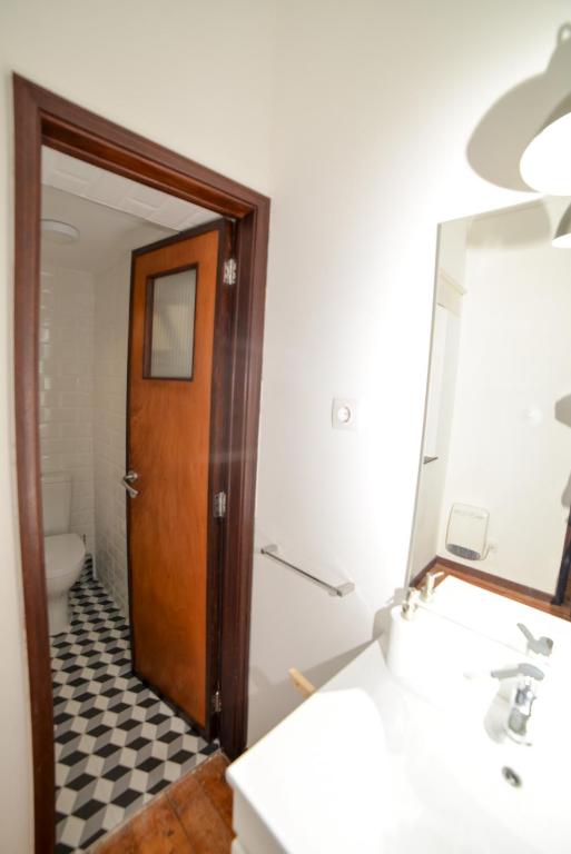 A Lodge in Blue - 16