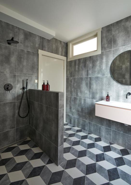 Koupelna v ubytování Hotel Pistache Den Haag
