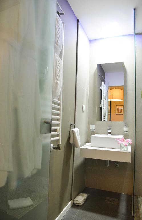 Uma casa de banho em Hotel Sole