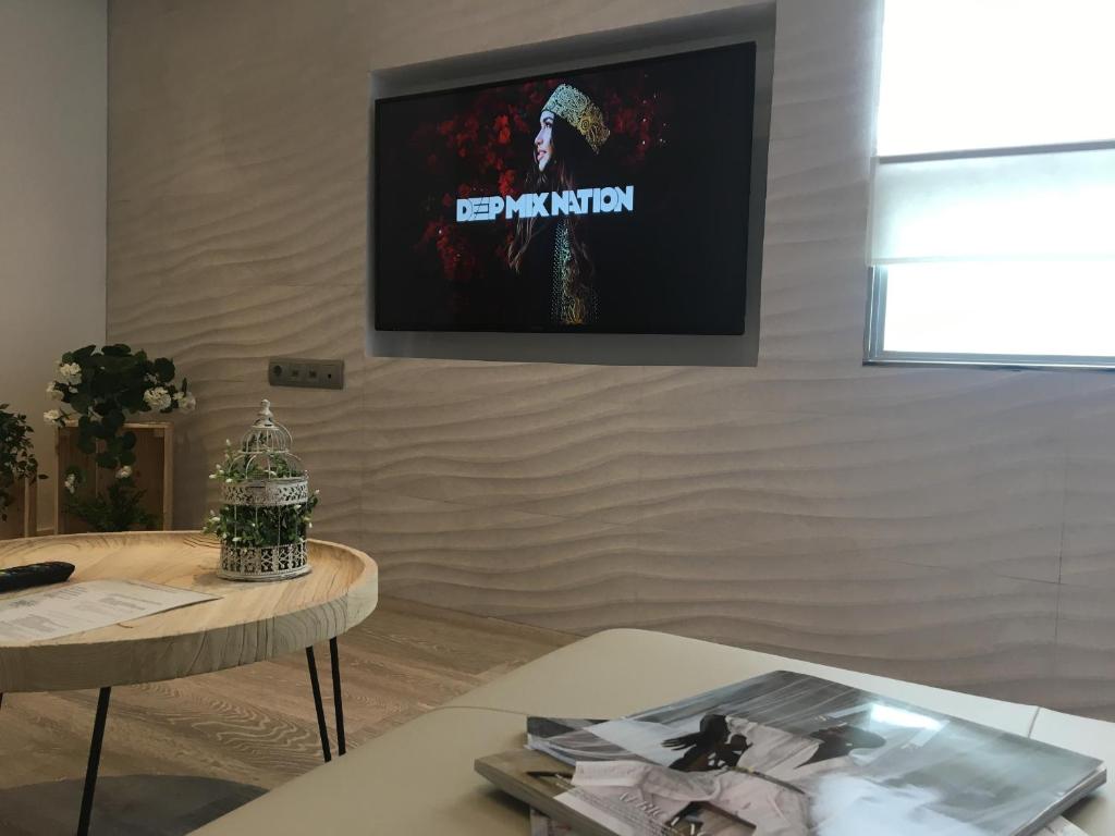 Blue & Red by Sol Maestranza - 15