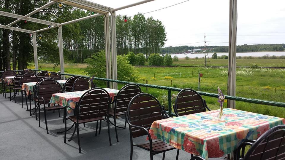 Výhled na řeku, která protéká v blízkosti bed and breakfast