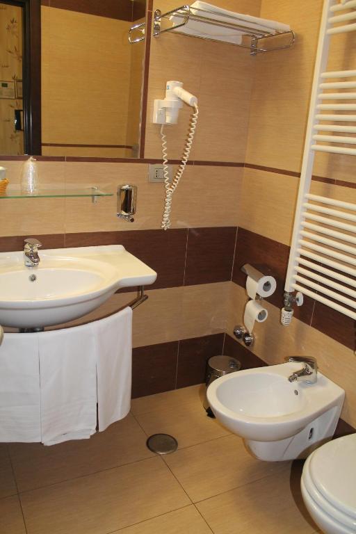 Koupelna v ubytování Hotel Dei Mille