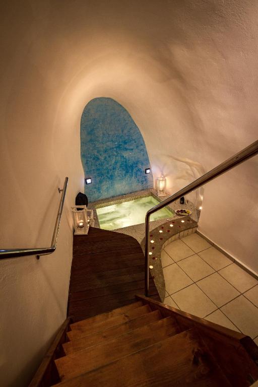 Galaxy Suites & Villas - 18