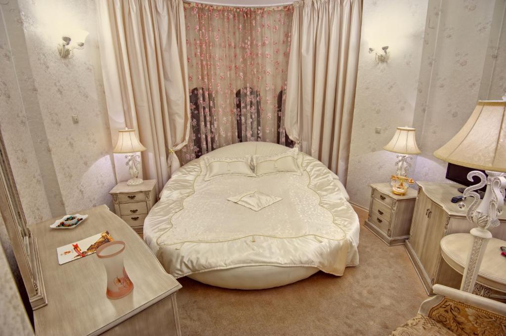 Hotel Carol - Resim 34