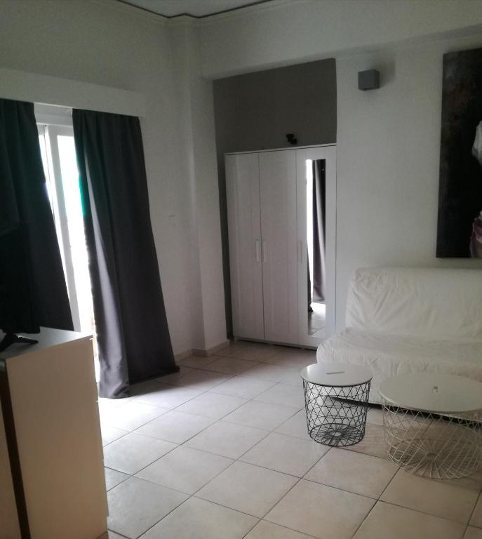 Hotel Marko - King Room With Balcony