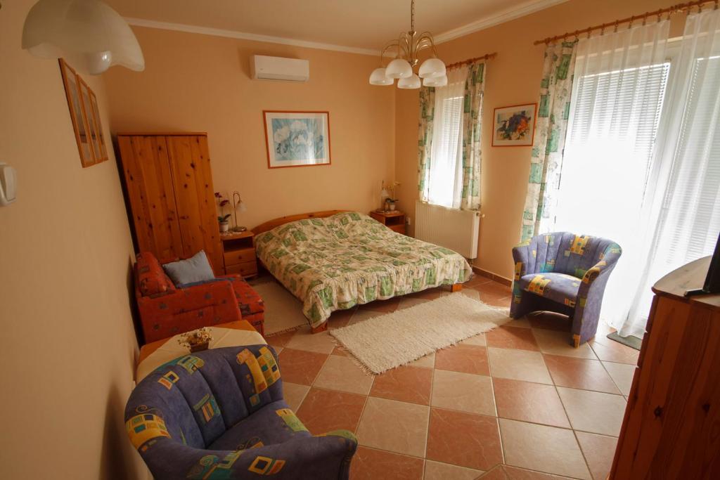 Katica Apartman - Apartment - Ground Floor