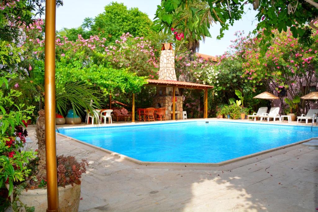 Πισίνα στο ή κοντά στο Villa Poseidon
