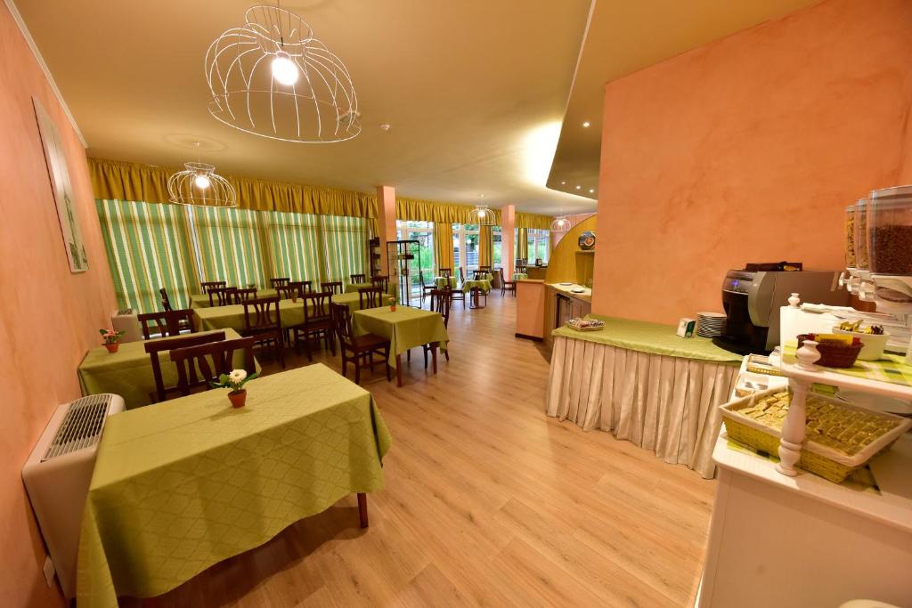 Restaurace v ubytování Hotel La Pieve