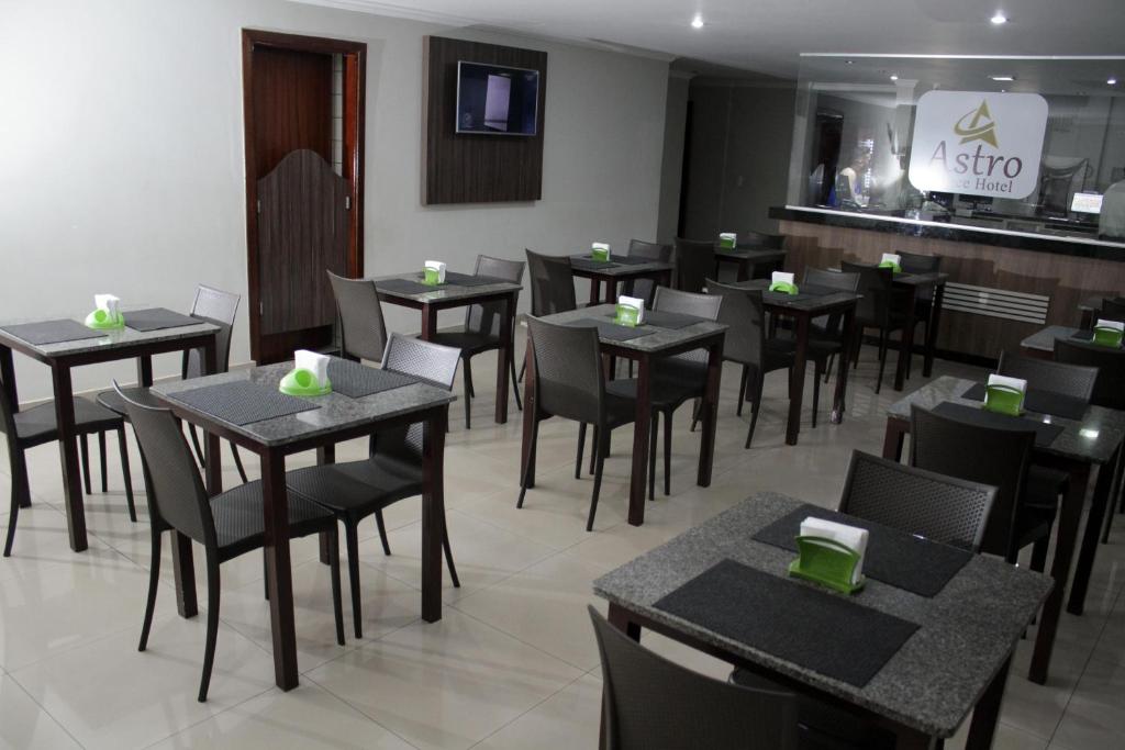  Astro Palace Hotel