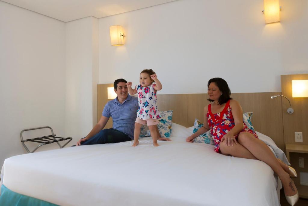  Mercure Santos