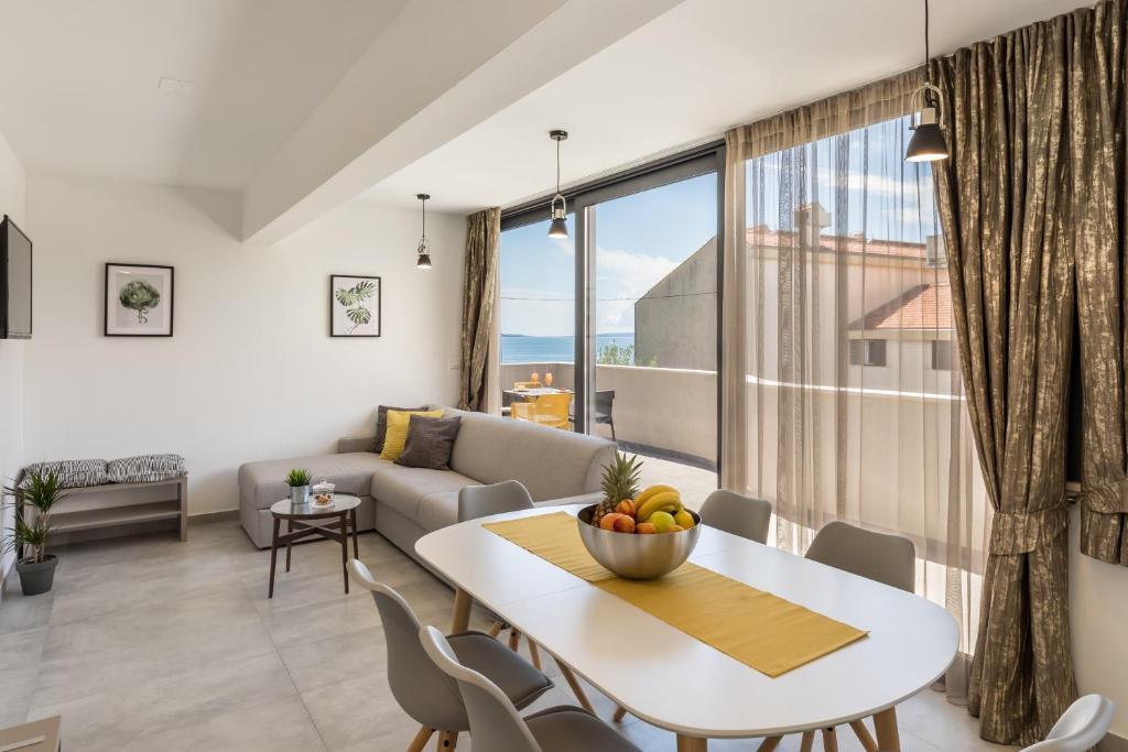 Posedenie v ubytovaní Luxury Rooms Pino