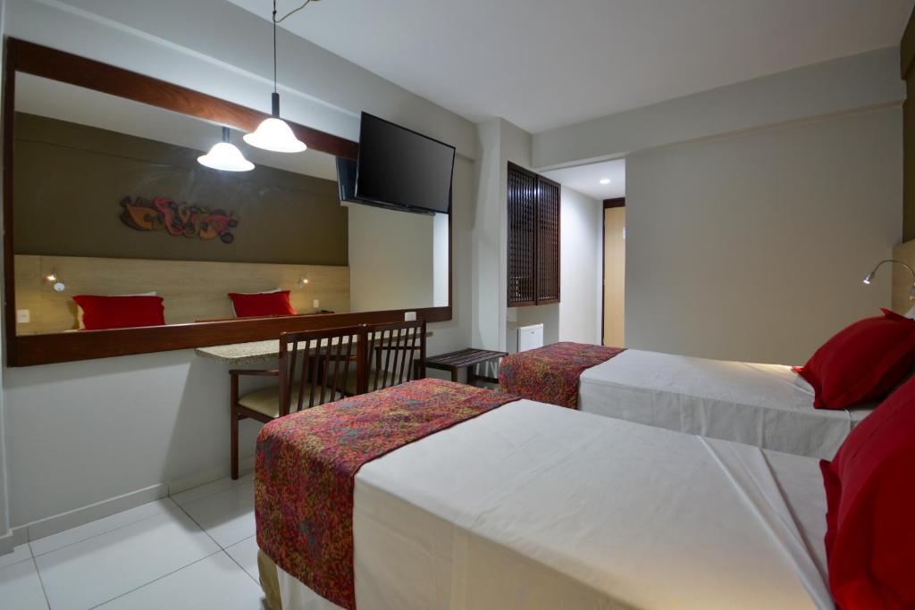  Littoral Hotel