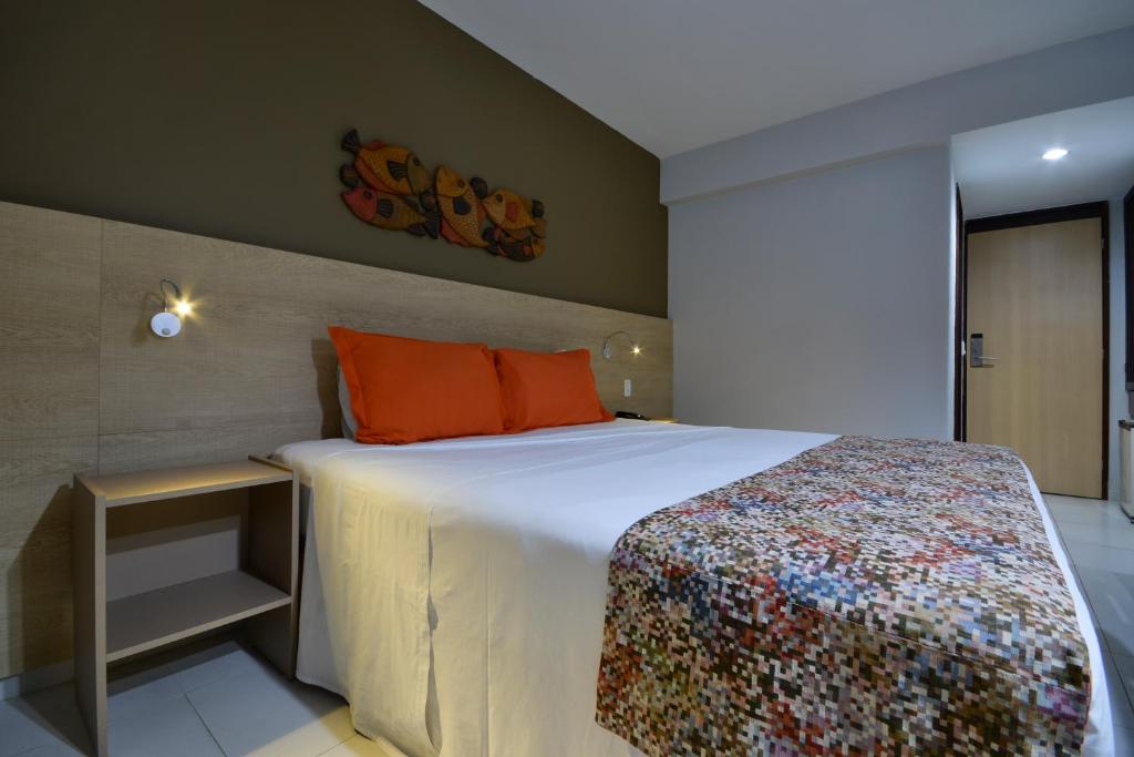  Littoral Hotel