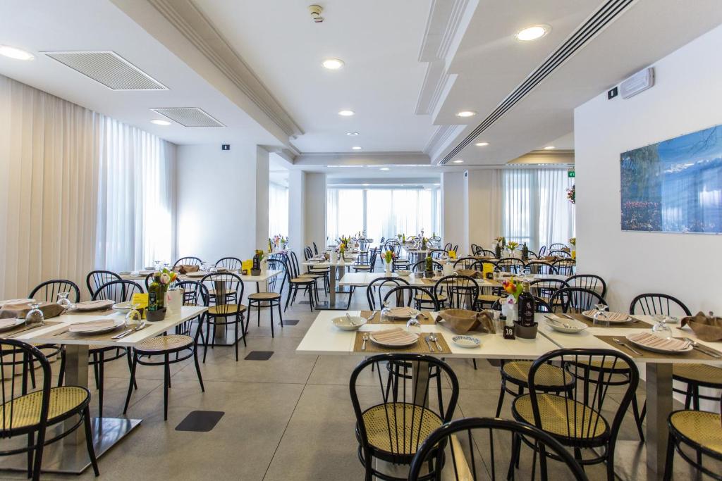 Restaurace v ubytování Hotel Amedeo