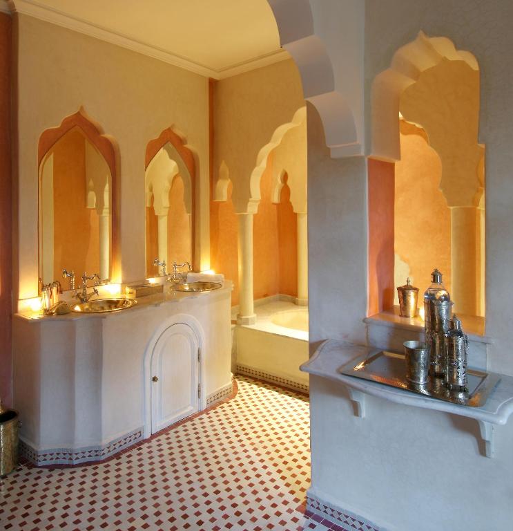Koupelna v ubytování Demeures d'Orient Riad & Spa