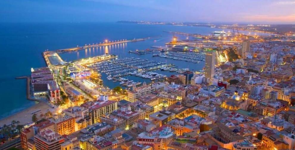 Estudios Muñoz, Alicante – Updated 2022 Prices