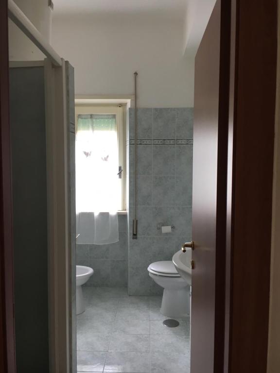 A bathroom at Mela Verde