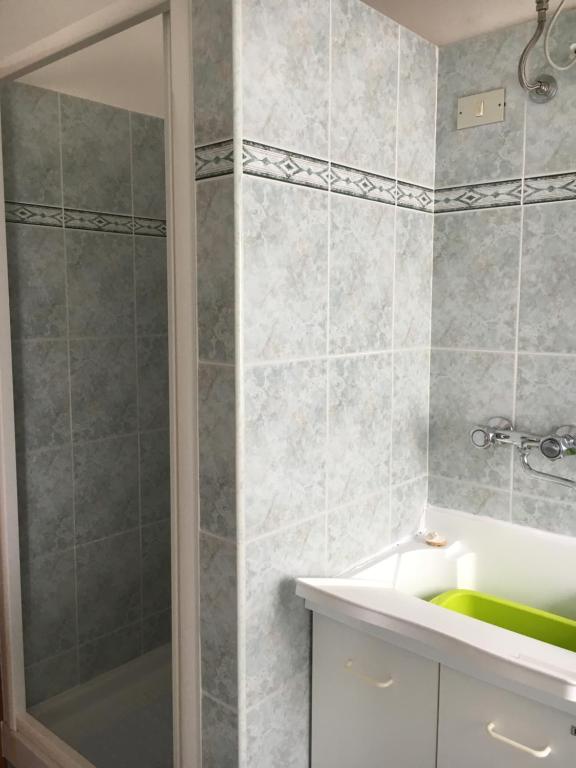 A bathroom at Mela Verde