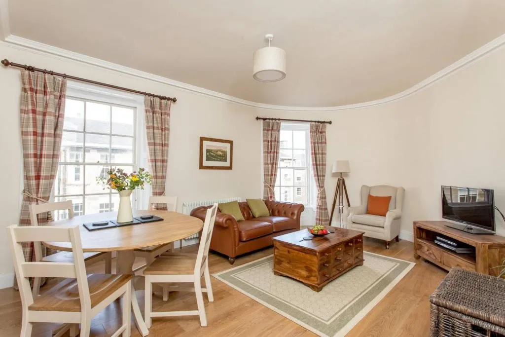 ALTIDO Luxury New Town Apartment, Edinburgh, United Kingdom