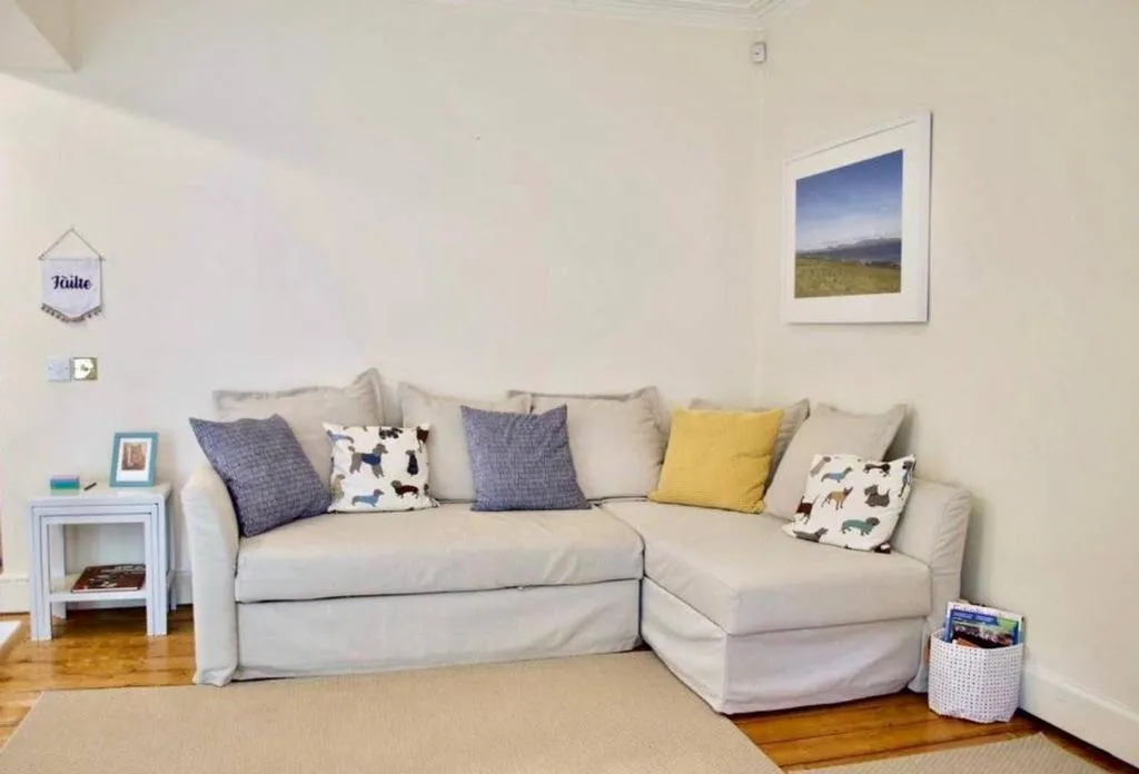 1 Bedroom Flat In Edinburghs New Town, Edinburgh, United Kingdom