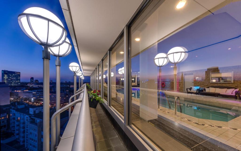 Clayton Hotel Düsseldorf City Centre - Resim 45