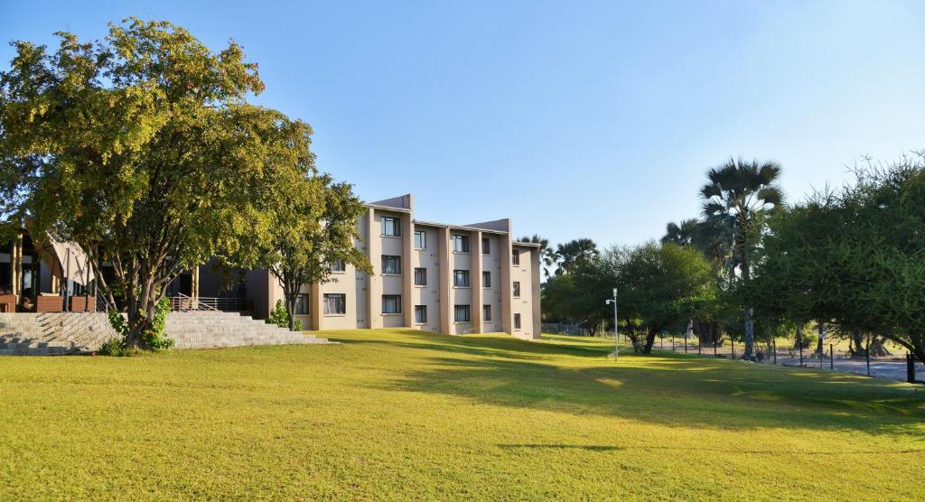 Zahrada ubytování Cresta Maun Hotel