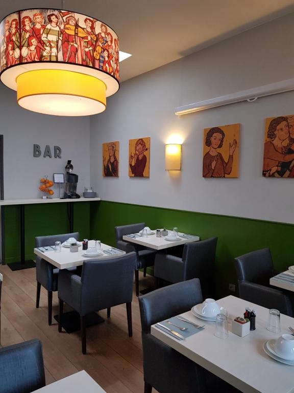 Hôtel St Sernin - Resim 24