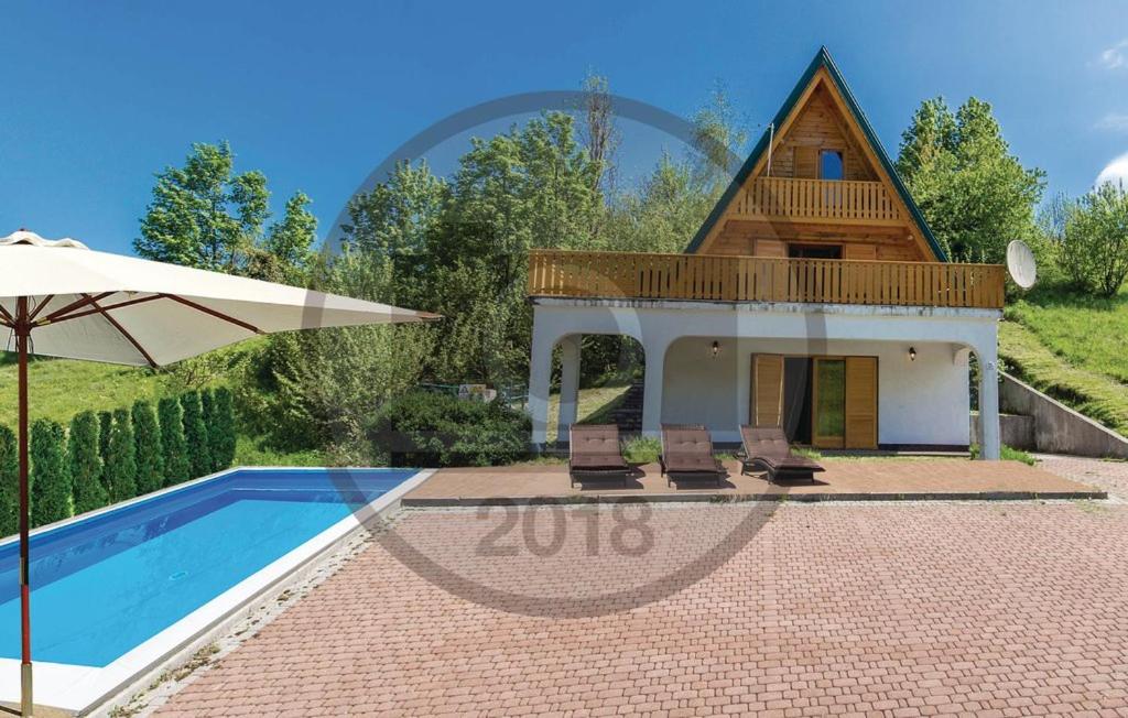 Villa con piscina y casa en House with Pool and Sauna en Crni Lug