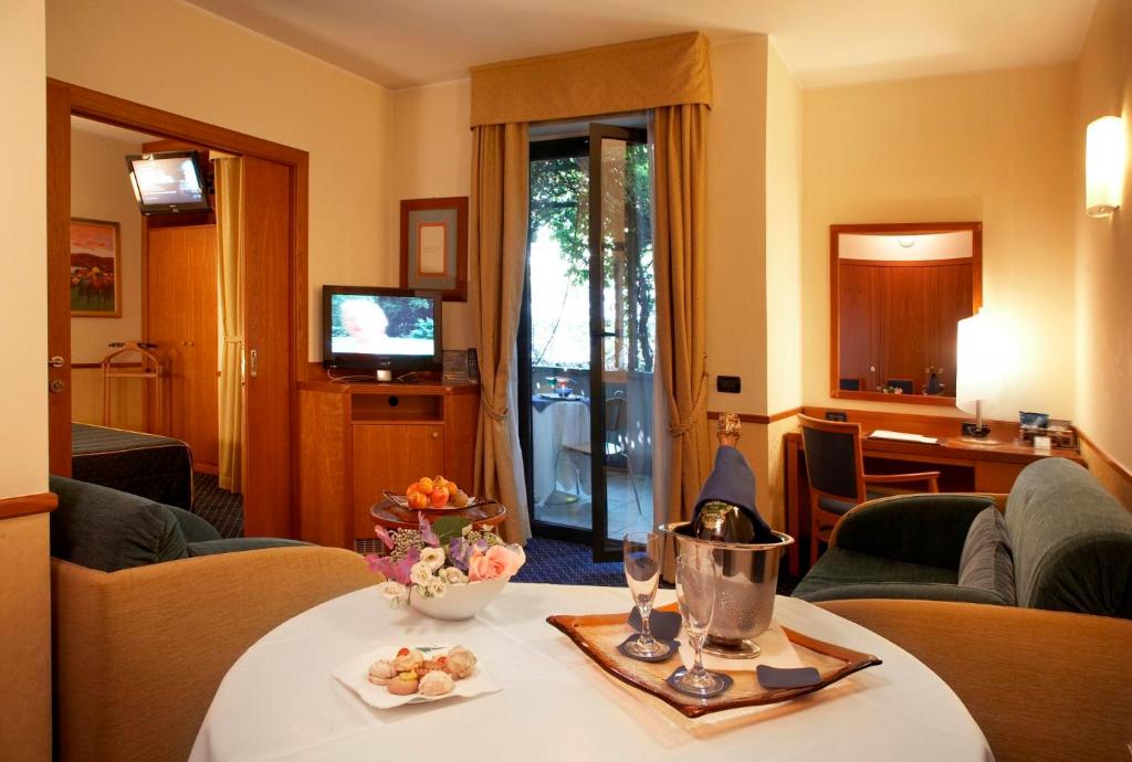 Pacific Hotel Fortino - Suíte Júnior (4 Adultos)