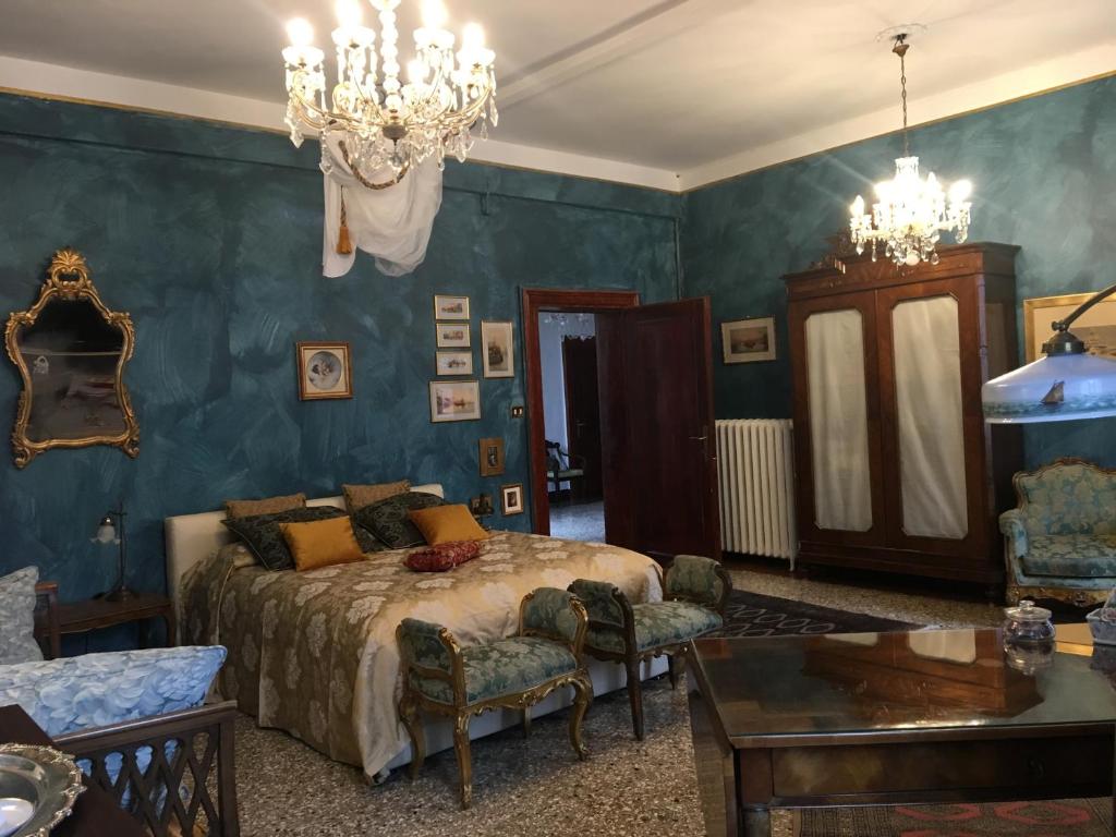 Posezení v ubytování La Chambre D'Ella